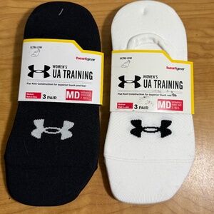 Under Armour Women Ultra Low Socks 3 Pack (Black and White)